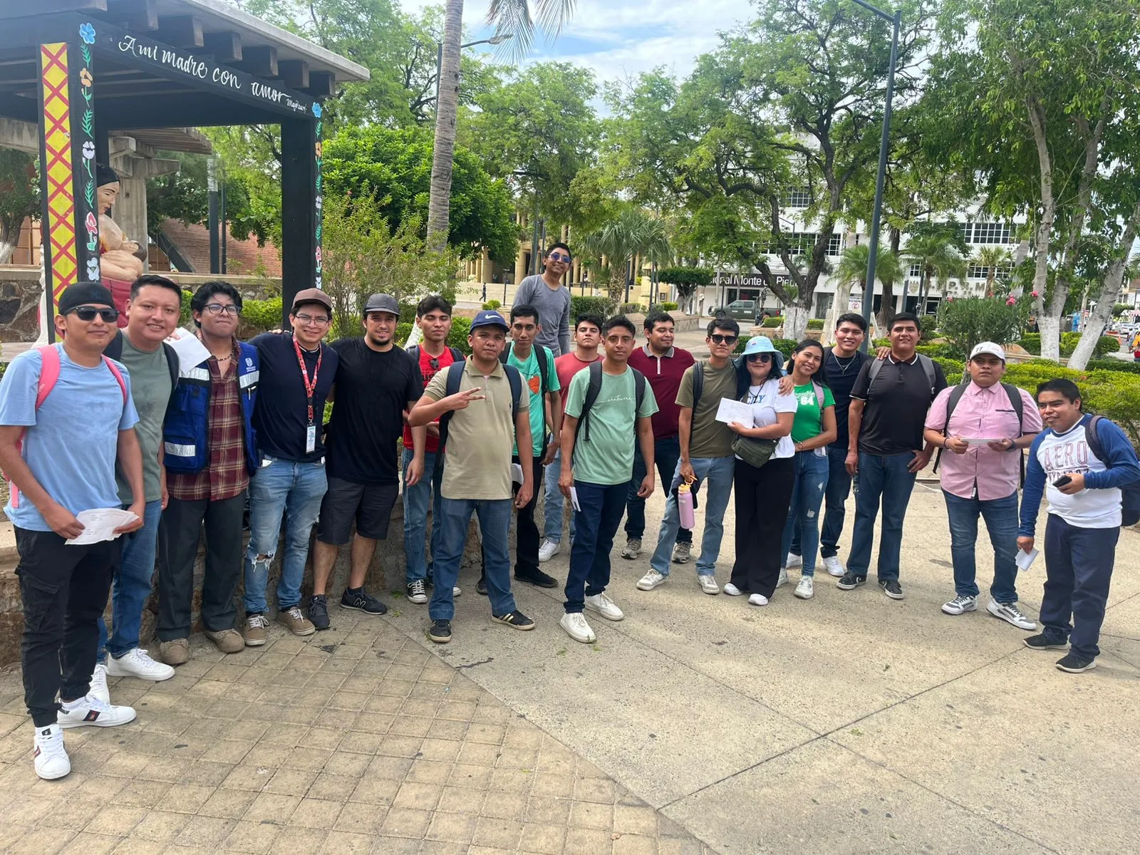 Jóvenes del programa 'Mi Primera Chamba, Salina Cruz, Oaxaca'